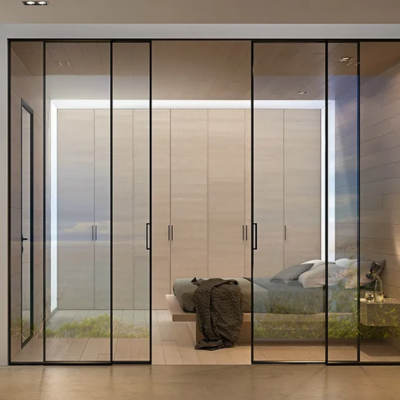 synchro glass partition in room